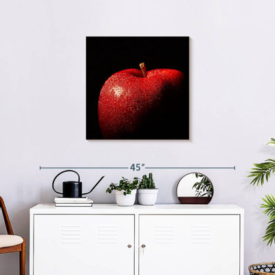Yarlin Dewy Red Apple