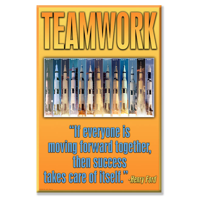 « teamworks », art textuel sur toile tendue, H 24 po x l 16 po