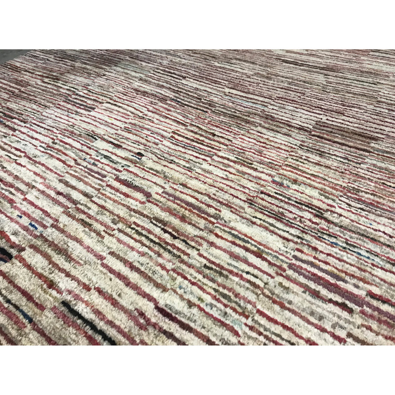 Hand-Knotted High-Quality Beige Area Rug