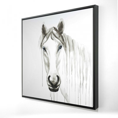 «Cheval blanc solitaire»