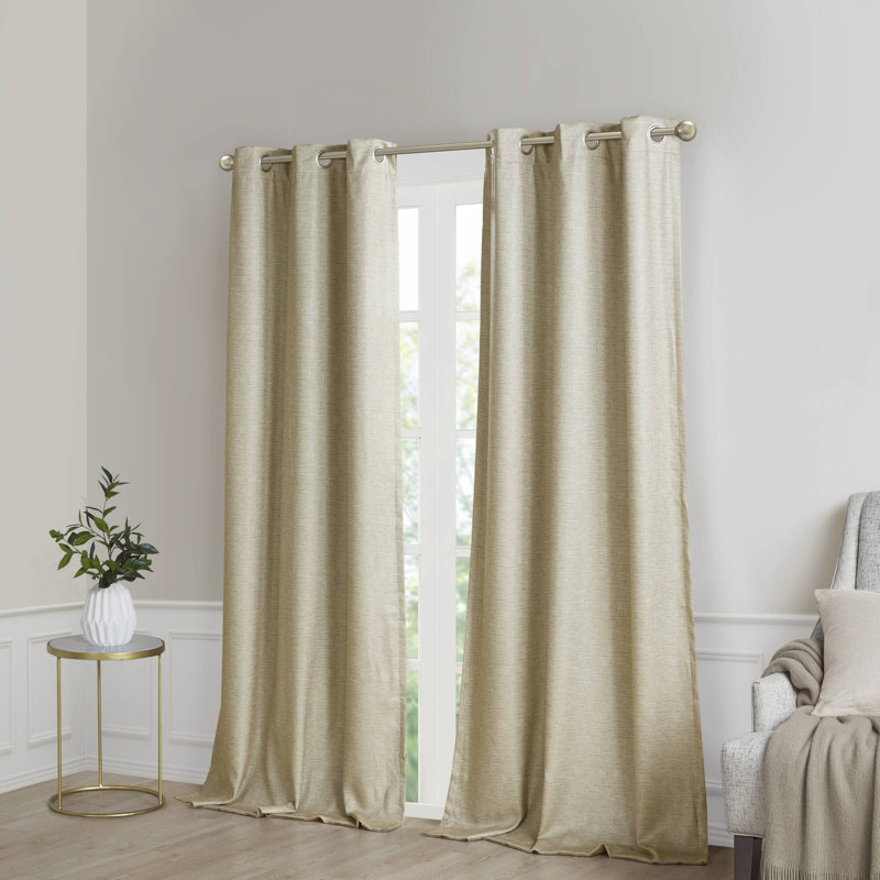 Paire de rideaux obscurcissant en soie synthétique taupe 42 x 95 po Sashay, Taupe, L 42 po x L 95 po