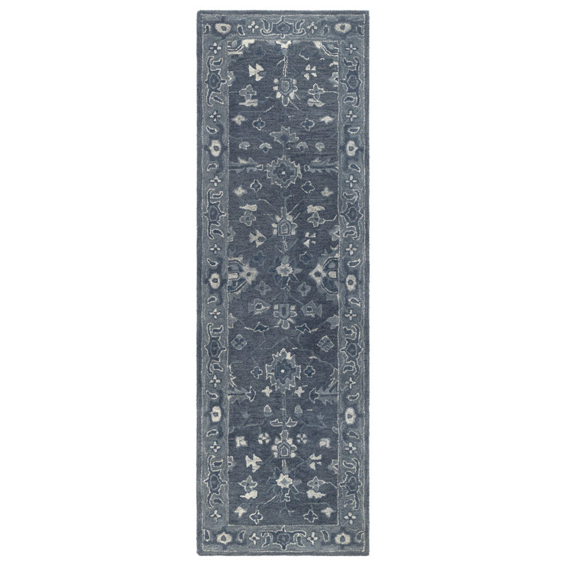 Harr Ruby Area Rug, Runner 2'6" x 8'