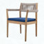 Chaises de salle à manger d'extérieur en bois d'acacia tressé avec corde beige et coussins bleu marine (ensemble de 6)