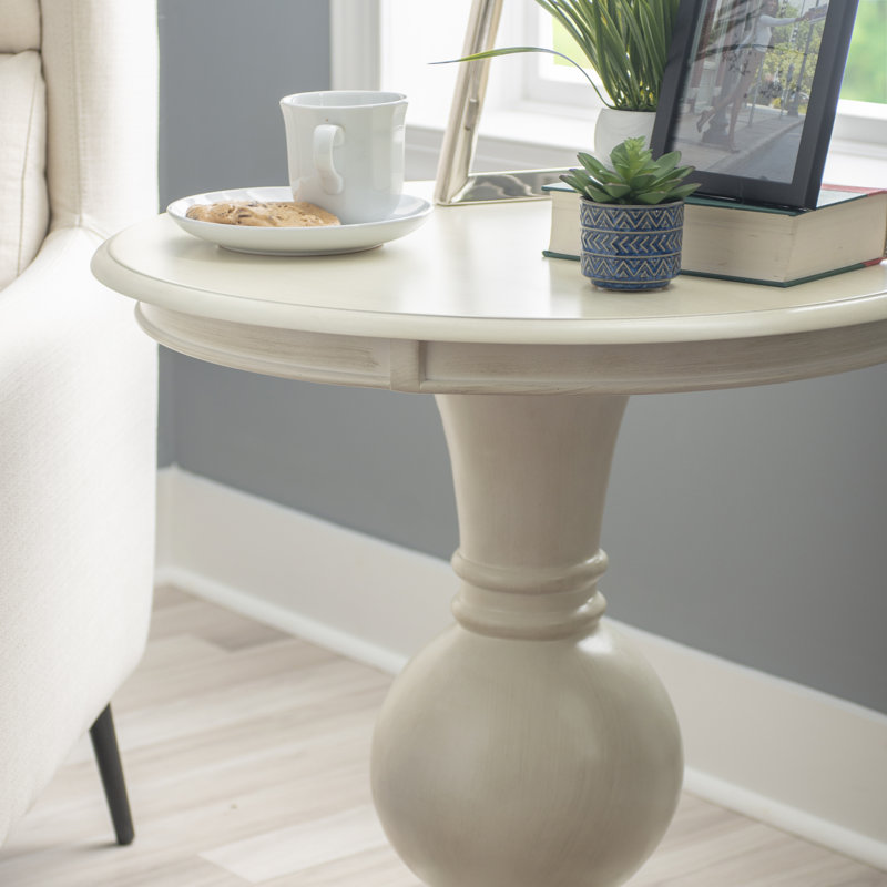 Table de bout à piédestal rond 26 po Kight , Crème