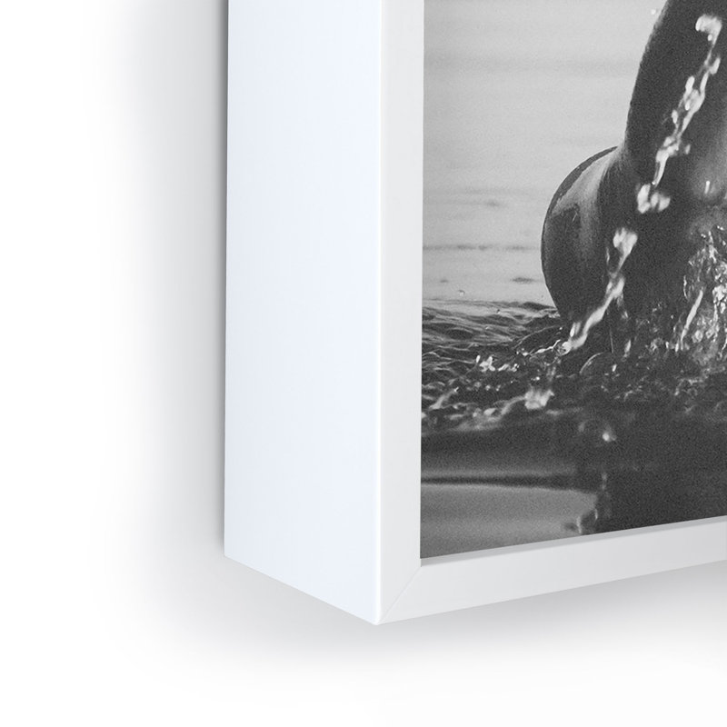 «Dagmar Pels Wild and Free Just Like The Sea», reproduction d'art encadrée, Blanc