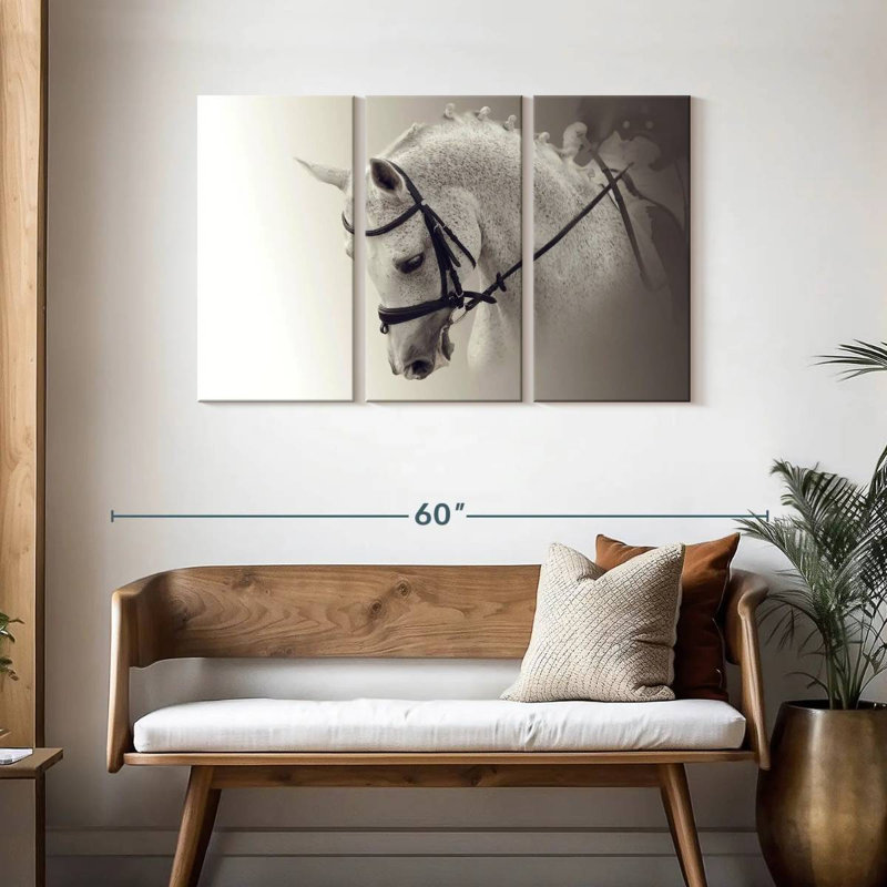 Cheval de dressage blanc, H 28 po x l 45 po