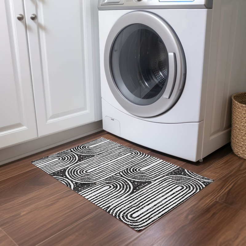 Tapis intérieur / extérieur Kinslee, Rectangle 1 pi 8 po x 2 pi 6 po