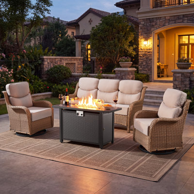 Ensemble de mobilier de patio avec table foyer, canapé d'angle extérieur en osier avec fauteuils pivotants à bascule, ensemble de conversation en rotin résistant aux intempéries, jaune/beige