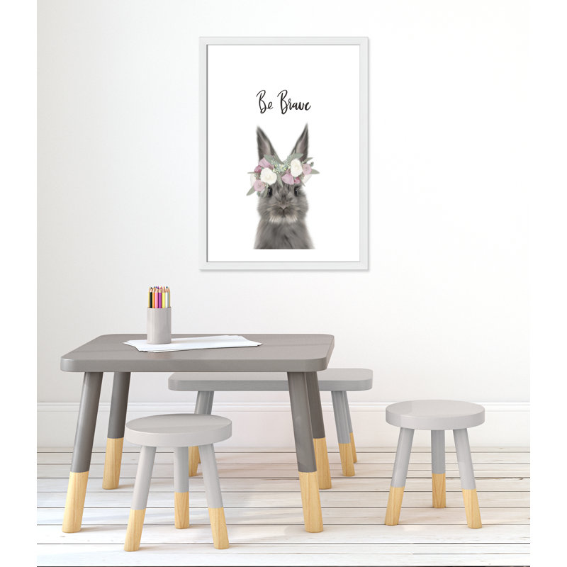 Le lapin est courage, 34.5" H x 24.5" W x 0.63" D, Cadre blanc