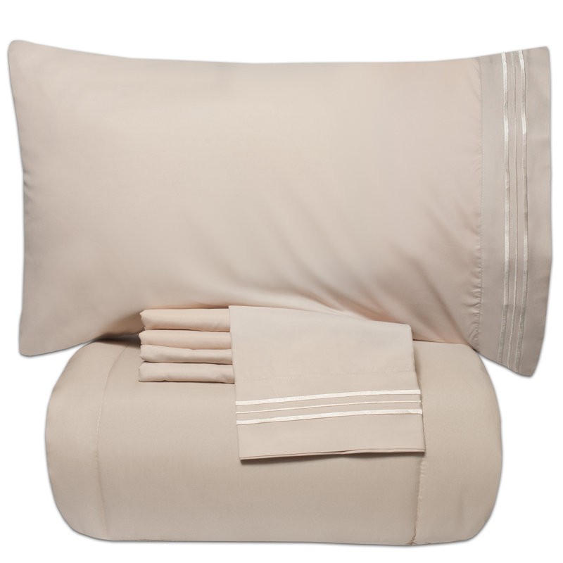 Ensemble d'édredon et de draps toutes saisons 4 pièces / 6 pièces de couleur unie par Sweet Home Collection, Crème