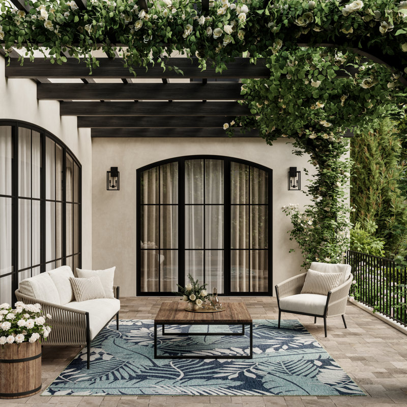 Rectangle Alduina Floral Polypropylene Indoor/Outdoor Area Rug in Blue/White, Rectangle 6' x 9'