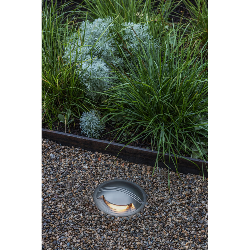 Flare LED Uni-Directional Well Light