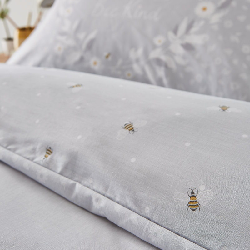 Bee Happy Duvet Cover Set, 135 x 200cm Duvet Cover + 1 Standard Pillowcase
