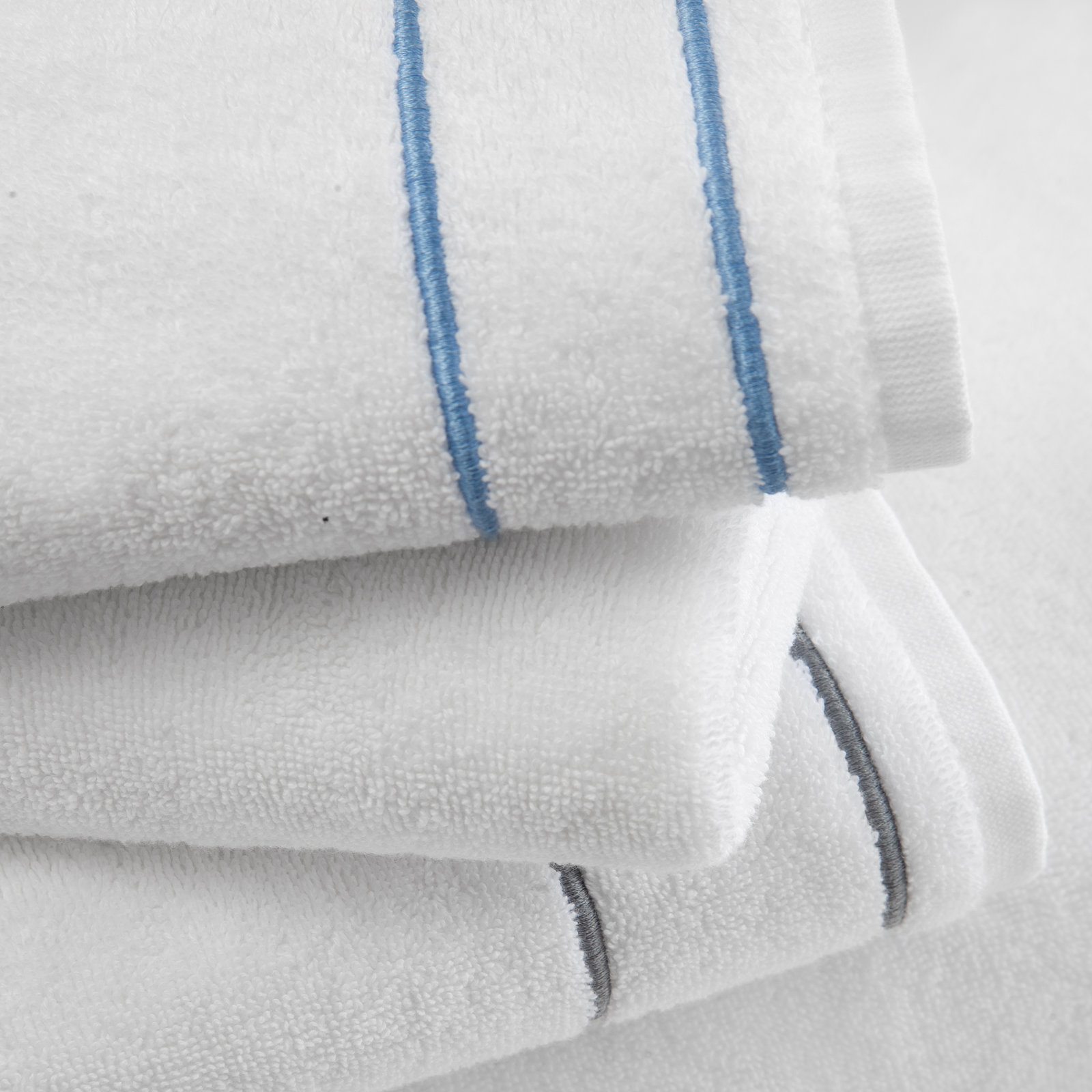 Lillet Cotton Hand Towel, White/Gray