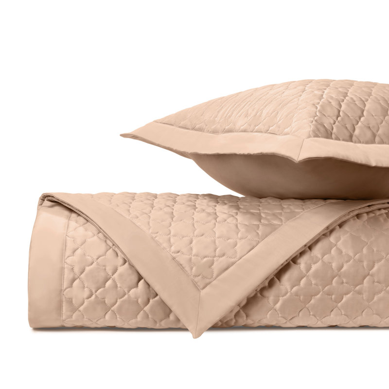 Clover Egyptian Certified Cotton Quilt, Blush, King Quilt