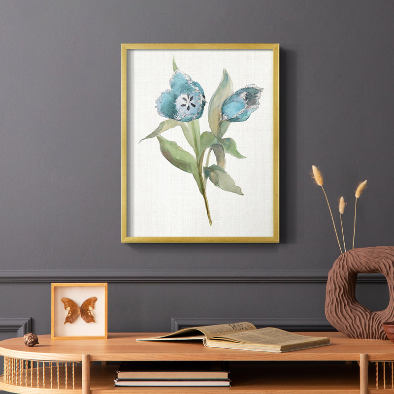 «Blue Tulip Picks I», reproduction encadrée - bois massif, H 10 po x l 8 po