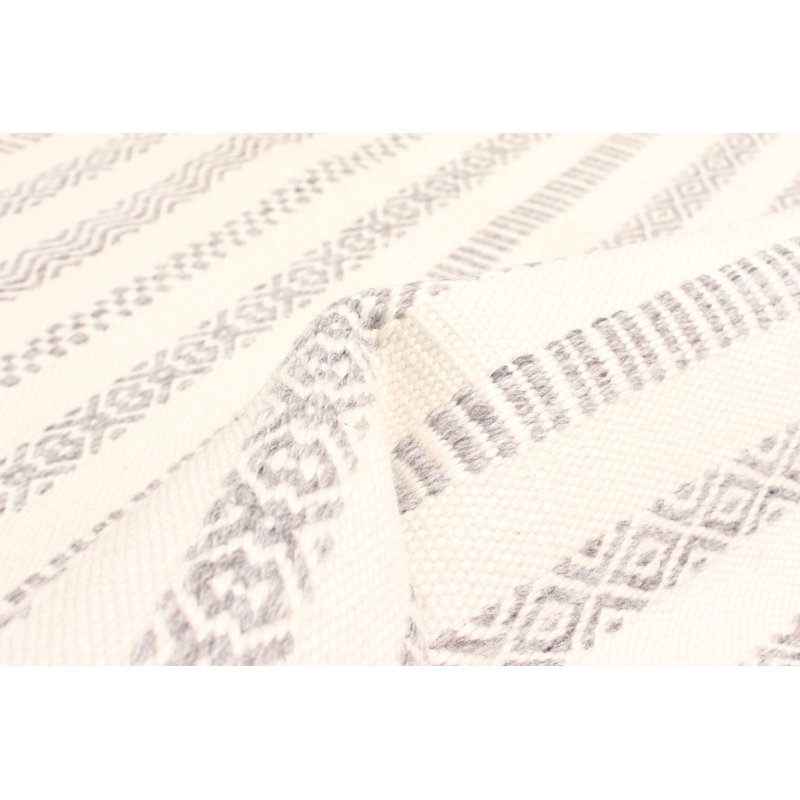 Kilim ivoire Ankara 5 pi 2 po x 7 pi 6 po