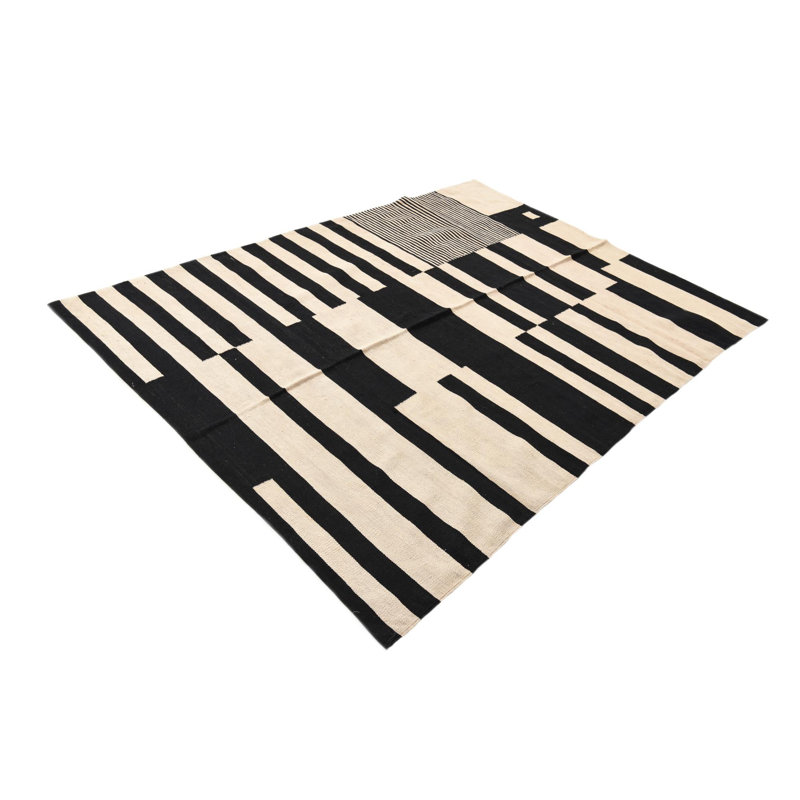 Tapis noir et blanc Noor