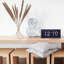 Horloge de table numérique à pile en acier inoxydable-61227343
