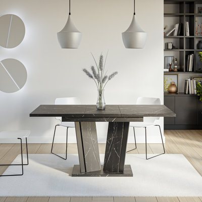 Extentable Dining Table Doha