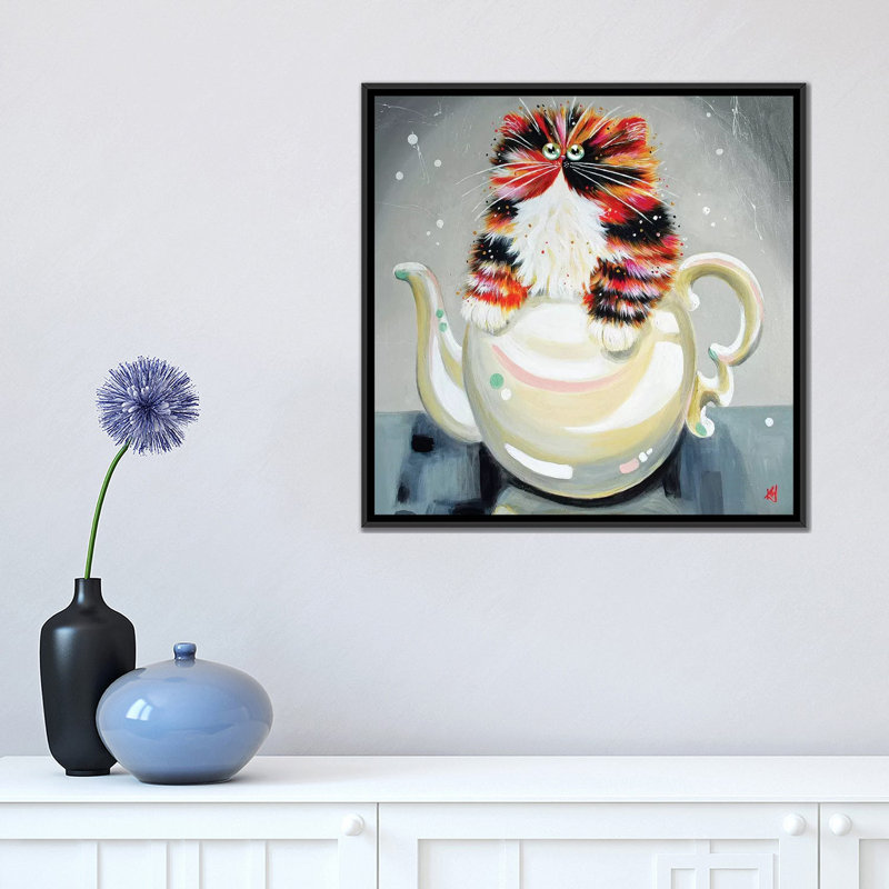 Oolong par Kim Haskins - reproduction d'art, H 18 po x l 18 po x 1,5 po, Toile avec cadre noir, Pas de tapis