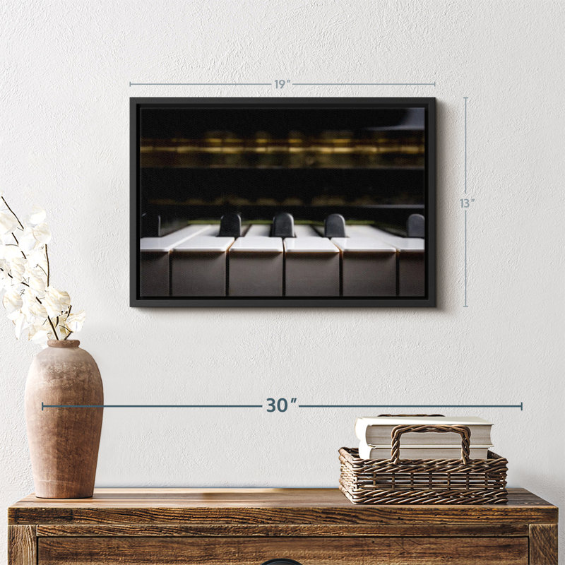 «Old Piano Keys», reproduction sur toile, H 13 po x l 19 po