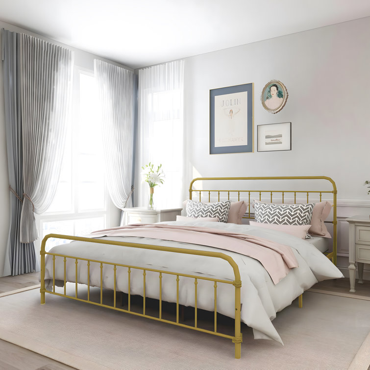 Colina Metal Bed