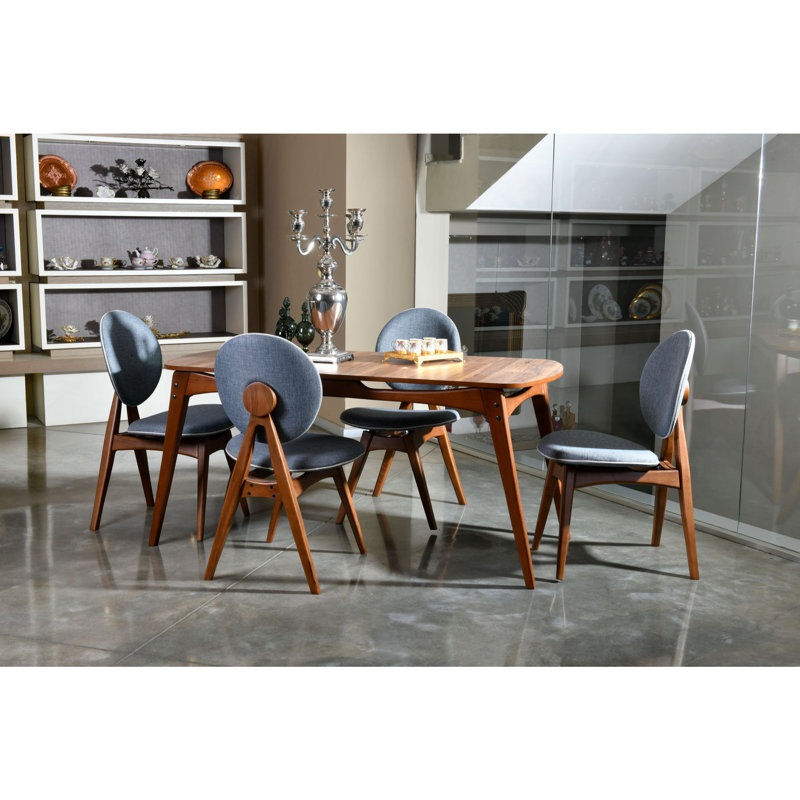 Ensemble repas pour quatre personnes, Noyer / gris
