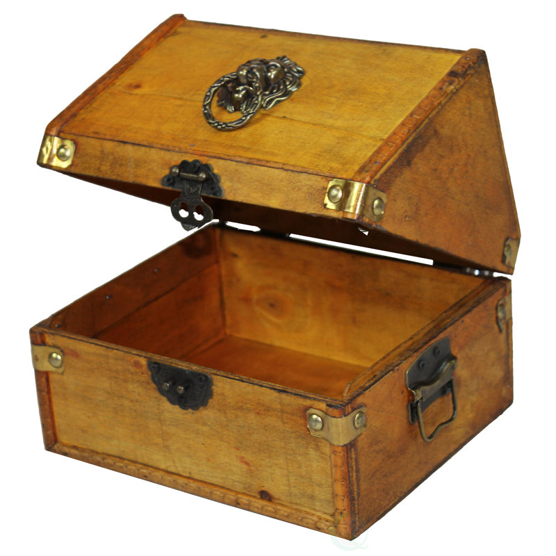 Petite commode de pirate avec anneaux lion