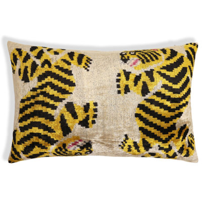 Coussin en velours de soie doré Golden Tiger