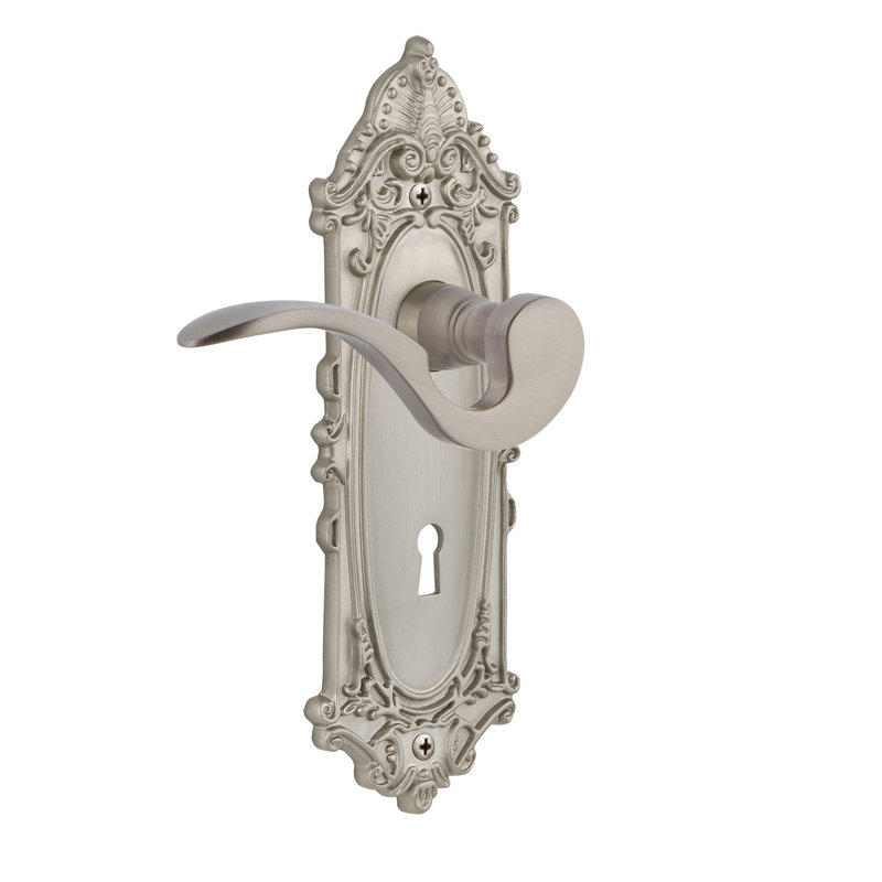 Mannequin simple victorien avec trou de serrure décoratif et levier de manoir, Nickel satiné, Gaucher