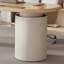 Bureau incurvé pour écrire en crème simple pour la maison-813215614