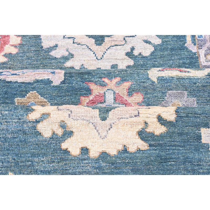Geometric Area Rug in Blue/Beige