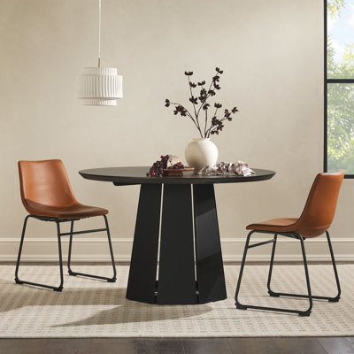 Johnovan 47.5" Round Solid Wood Pedestal Dining Table