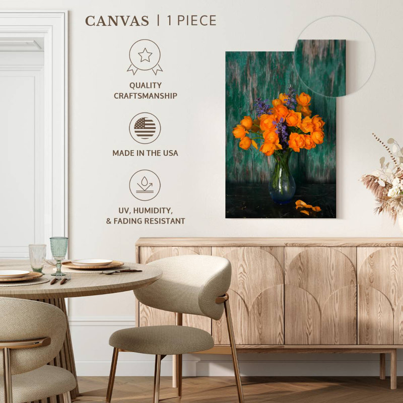 Vase Harnek de fleurs jaunes, H 24 po x l 16 po