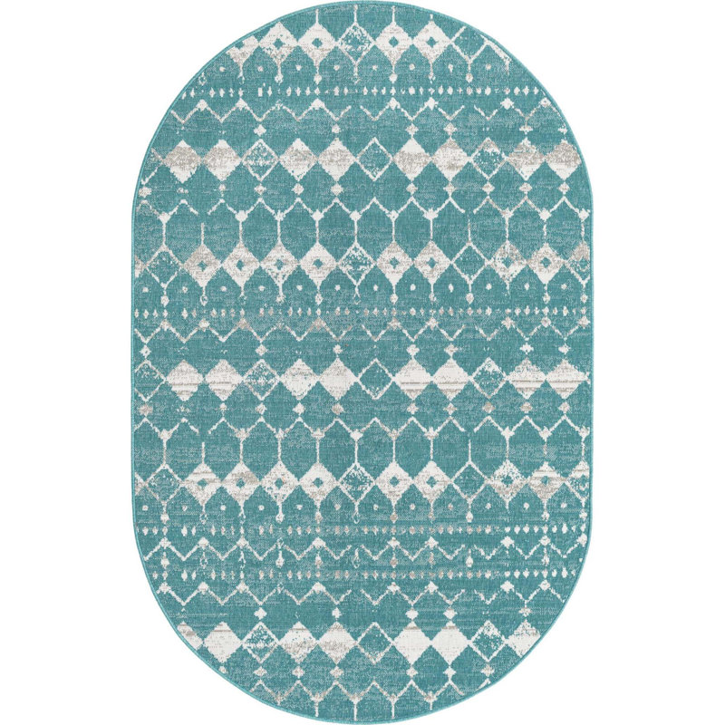 Geometric Indoor / Outdoor Rug, Oval 5'3" x 8'