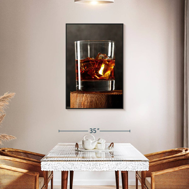 Whisky sur table rustique, Cadre flottant noir, 29 po x 43 po