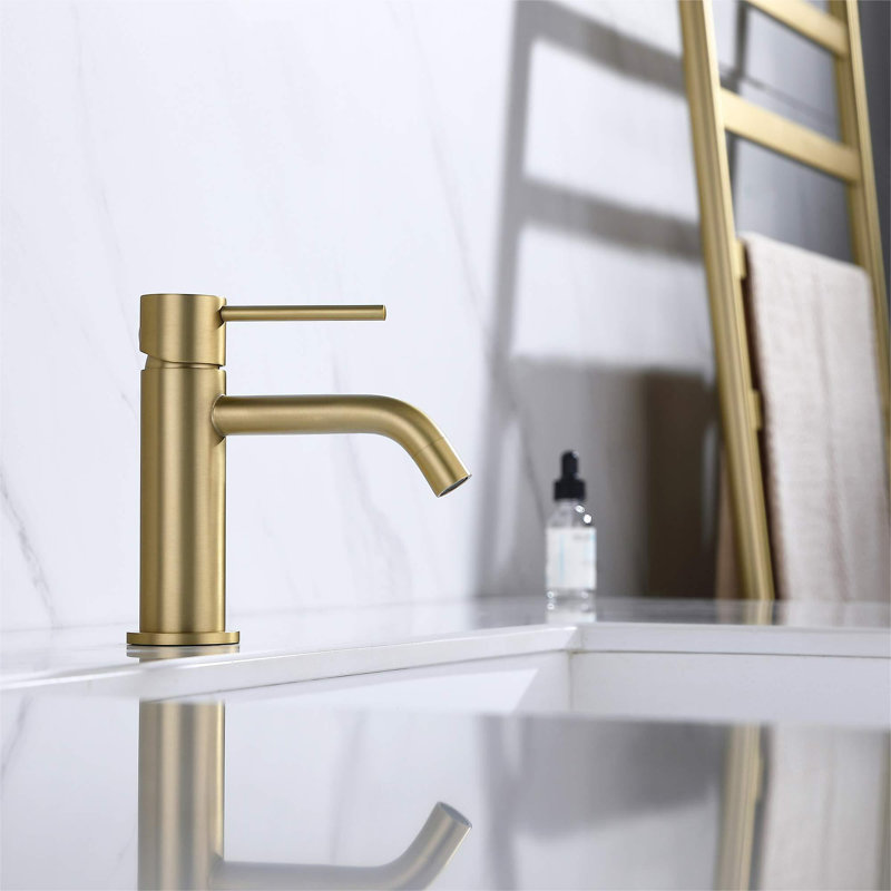 Single-handle Bathroom Faucet with Drain Assembly, Brushed Gold