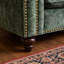 Canapé moderne en chenille avec sièges profonds, coussins de soutien et confort de salon raffiné-183687888