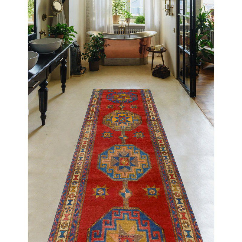 Khylar Distressed Irada Red Runner