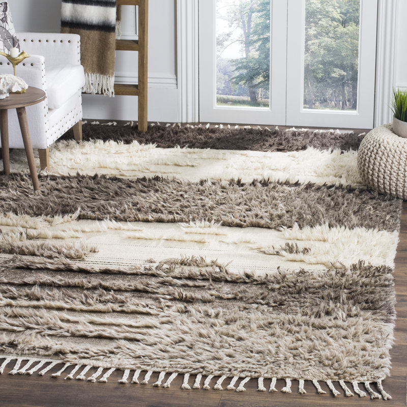 Bakerhill Hand Knotted Wool/Cotton Abstract Rug in Beige/Gray, Rectangle 6' x 9'