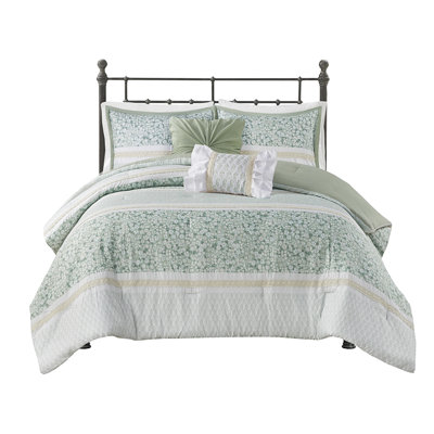 Full/Queen Seersucker Comforter With Throw Pillows - Chic Decor Printed Yellow White Color Scheme Machine Washable Bedding 5 Piece Shabby Style Fill Floral/Botanical Patterns 2