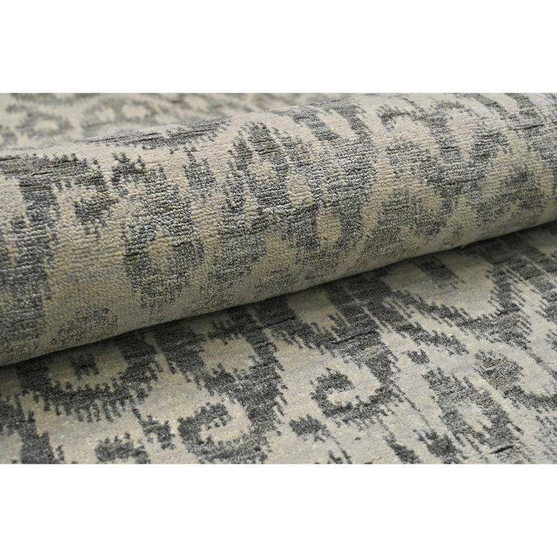 One-of-a-Kind Rectangle 2'11" x 5'1" Area Rug in Cream/Gray