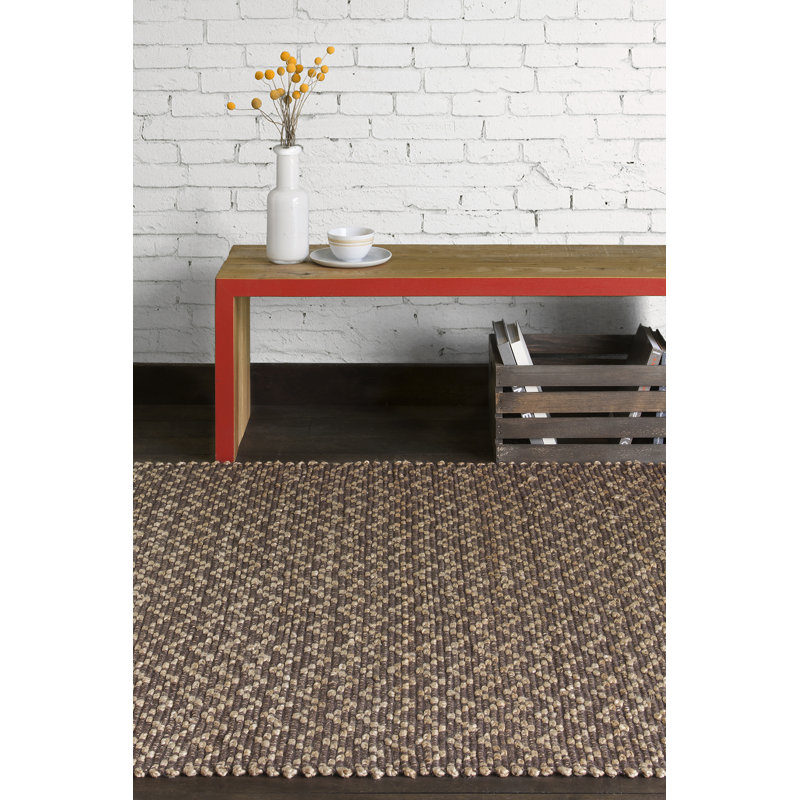 Grecco Hand Loomed Chevron Area Rug in Brown/Tan, Rectangle 5' x 7'6"