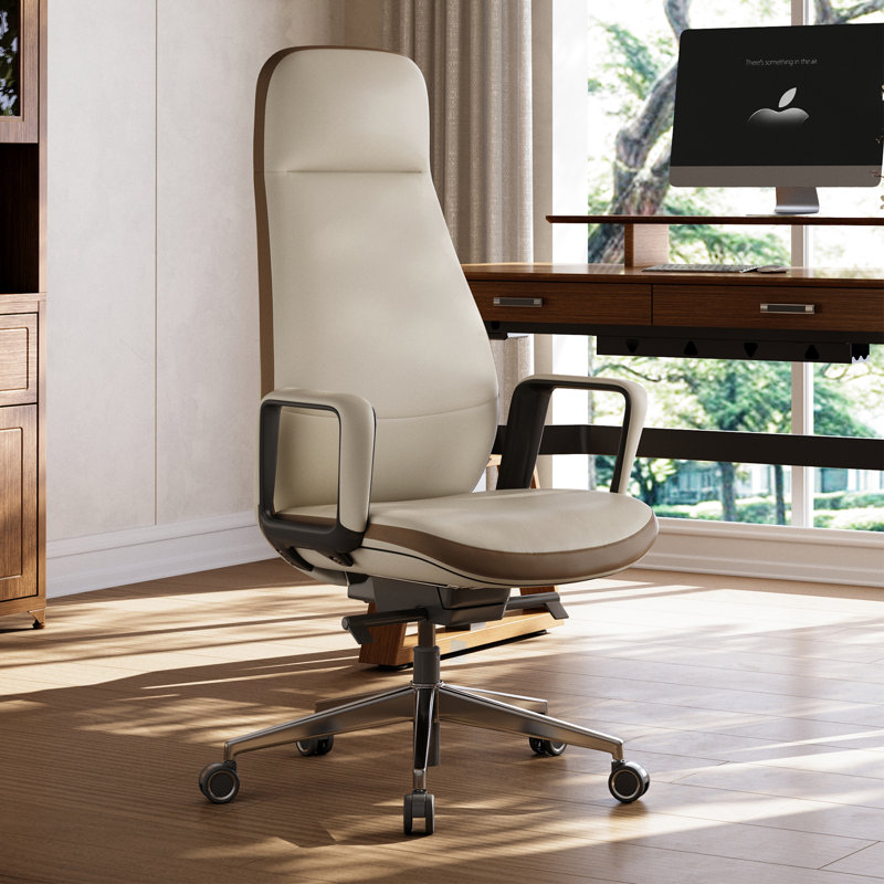 Modern Executive Chair that Combines Elegance and Comfort, Black