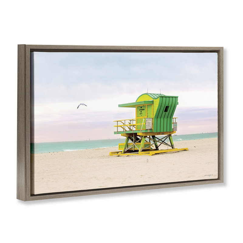 Cadre flottant Lime Green Lifeguard Hut, design par Seven Trees Design, H 21 po x l 31 po, Cadre flottant orme Montalcino