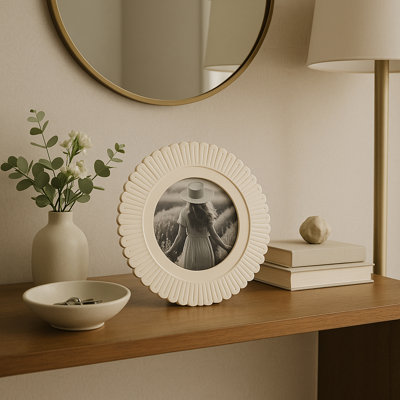 Modern Round Picture Frame with Decorative Flower Edge Border - Cute Photo Frame for Entryway Display or Living Room Decor - 6.75", Ivory & Tan