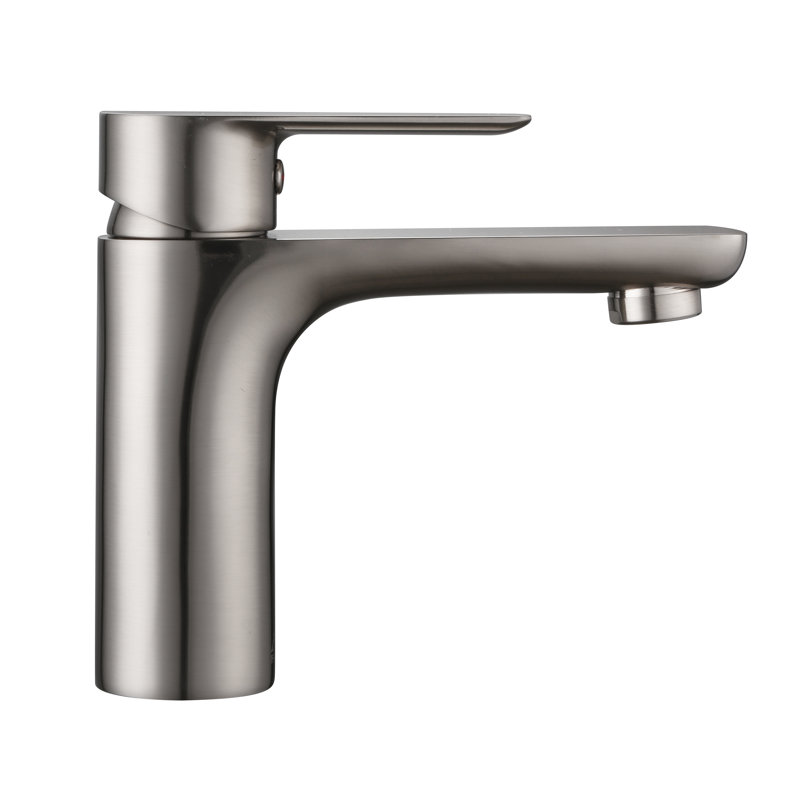 Single-Hole Single-handle Bathroom Faucet, Chrome