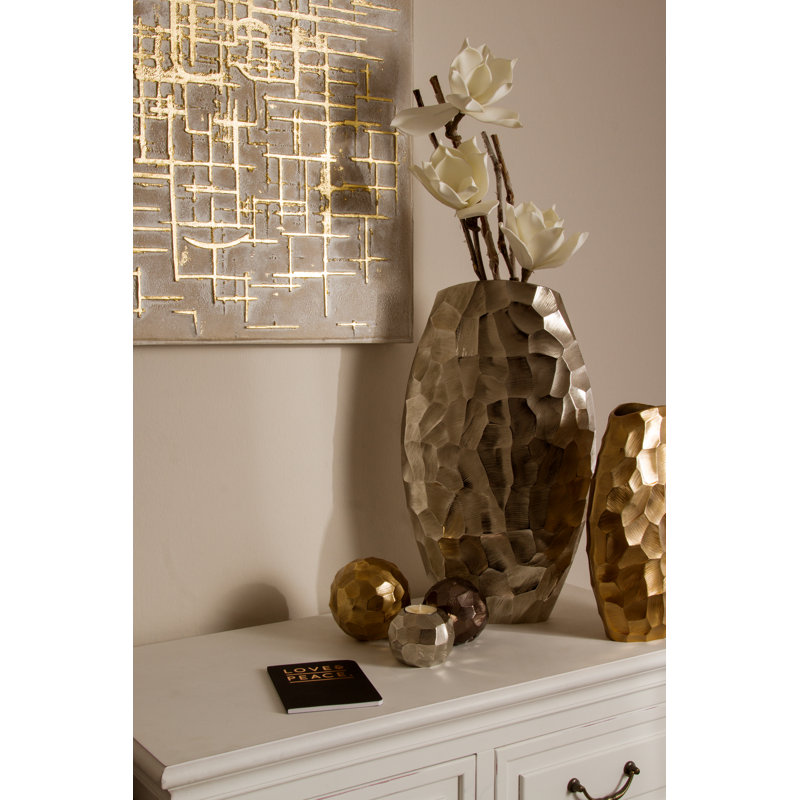 Stella Metal Table Vase