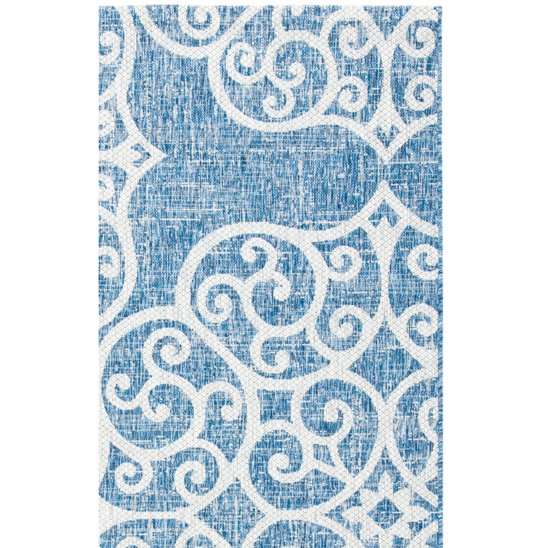 Dellen Performance Geometric Indoor/Outdoor Area Rug, Rectangle 5'5" x 7'7"